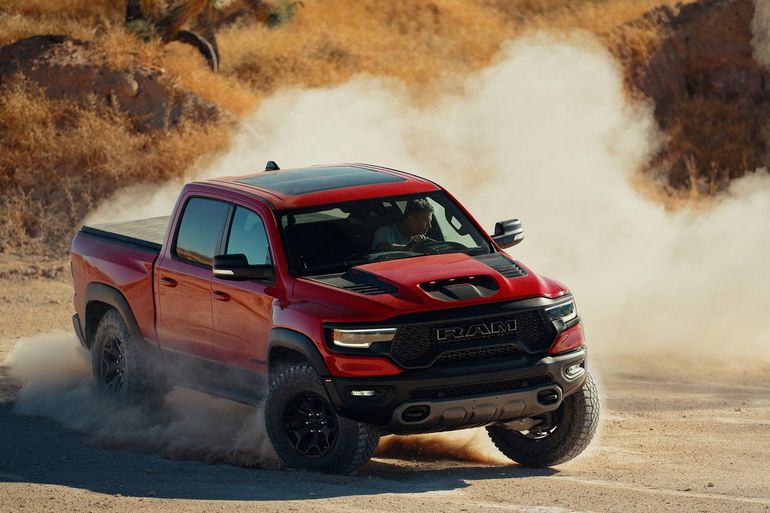 RAM 1500 TRX – najszybszy i najwszechstronniejszy pick-up świata? Znamy jego cenę!