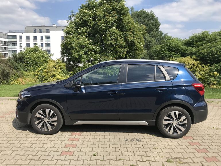 Test Suzuki SX-4 S-cross - zaskakujący podróżnik