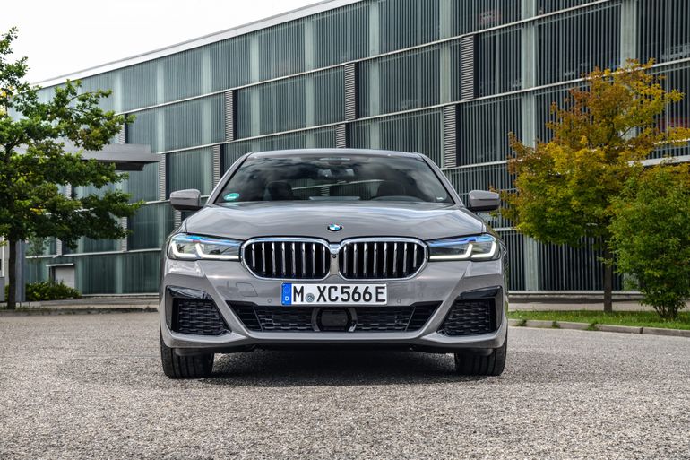 Nowe BMW 545e xDrive Limuzyna