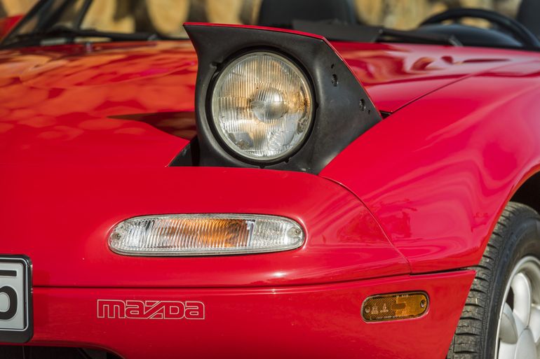 Mazda wprowadza części zamienne do renowacji roadstera MX-5