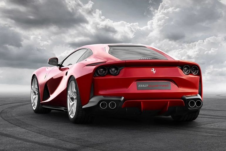 Kupiliście Ferrari 812 Superfast w ostatnich dwóch latach? Lepiej zapoznajcie się z tą informacją