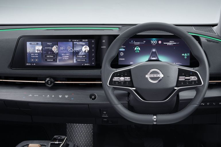 Nissan Ariya w końcu zaprezentowany. W pełni elektryczny crossover coupé wyjeżdża na drogi!