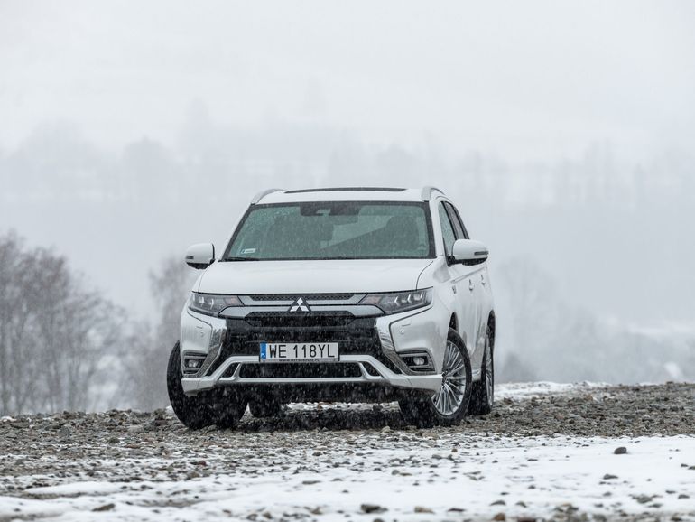 Mitsubishi Outlander PHEV 2020