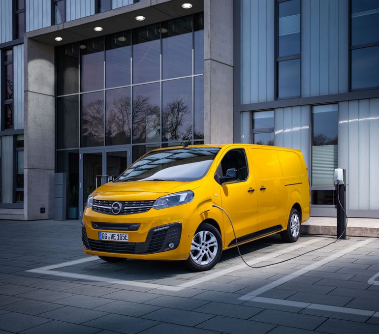 Opel Vivaro-e – elektryczny furgon już w sprzedaży w Polsce