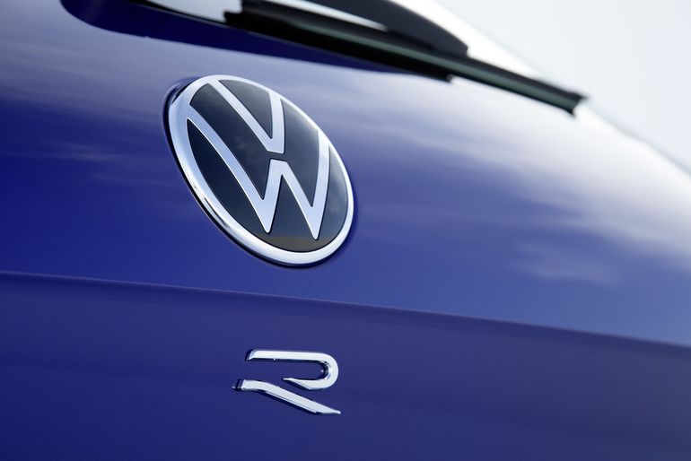 Volkswagen Touareg R z napędem hybrydowym plug-in. Ile kosztuje w Polsce?