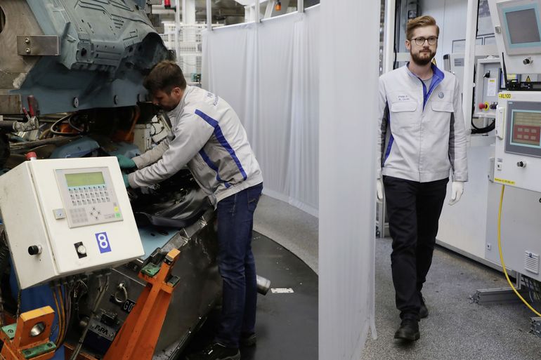 Volkswagen planuje wznowienie produkcji po 20 kwietnia. Co z fabrykami w Polsce?