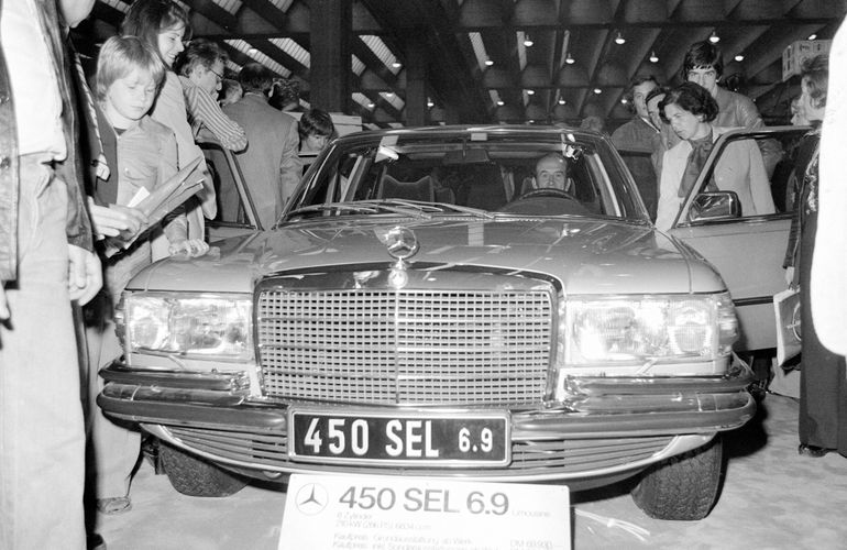 Mercedes-Benz 450 SEL 6.9 - ten ceniony klasyk ma już 45 lat!