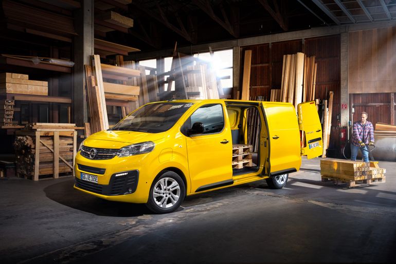 Opel Vivaro-e – elektryczny furgon już w sprzedaży w Polsce