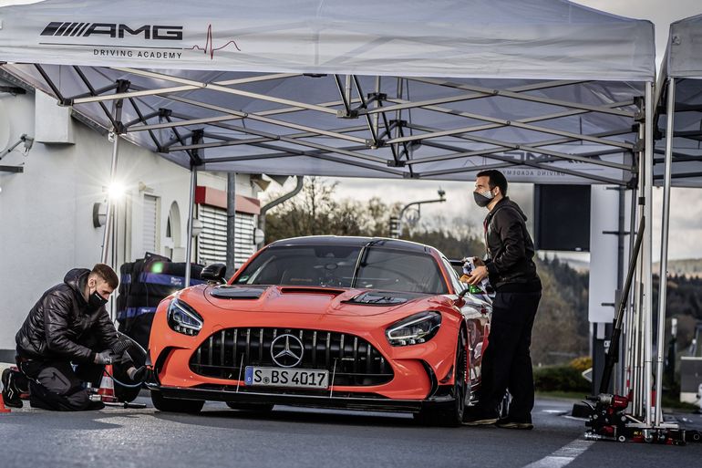 Mercedes-AMG GT Black Series podbija tor Nürburgring - zobaczcie ten niesamowity przejazd!