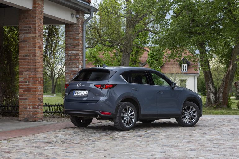 Mazda CX-5 już dostępna w Polsce. Znamy ceny!