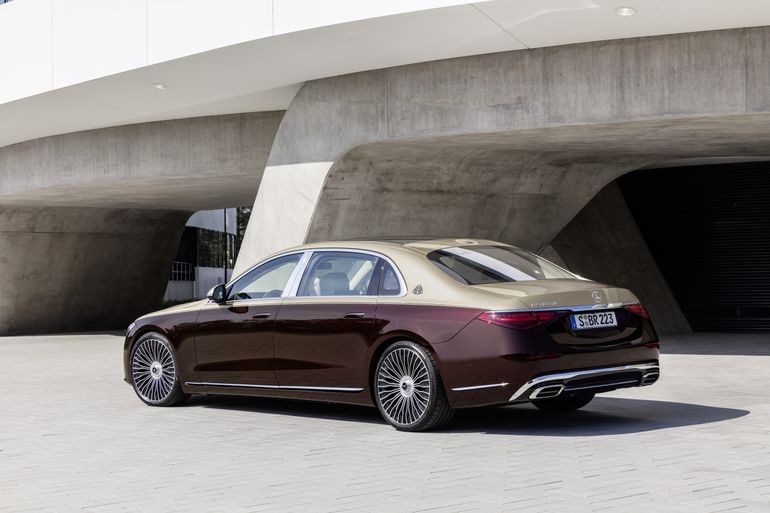 Mercedes-Maybach Klasy S 2021: luksus, splendor i przepych. Tego się spodziewaliście?