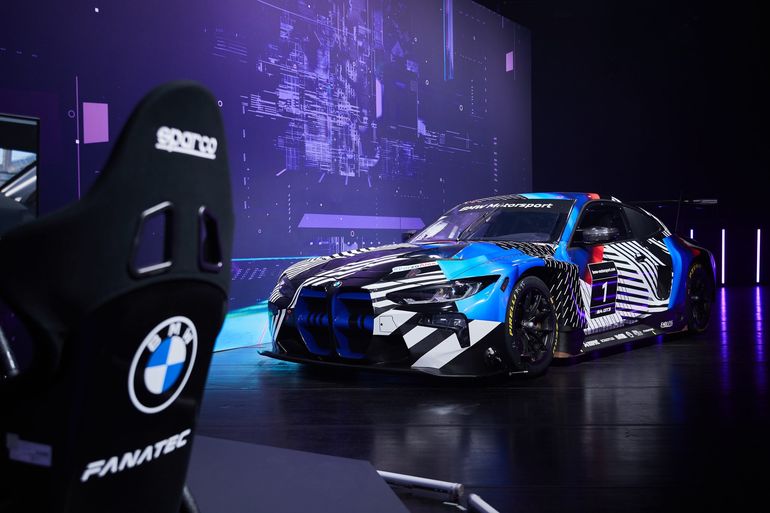 Kierownica BMW M4 GT3 – pierwsza jednocześnie do samochodu wyścigowego i symulatora