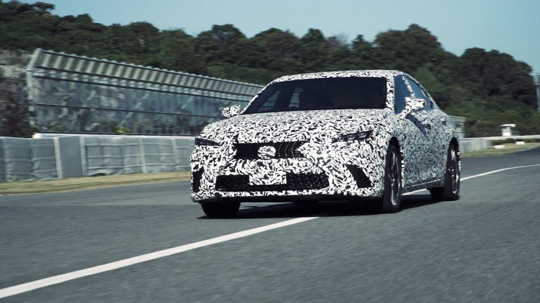 Direct4 – nowy napęd 4x4 Lexusa. Czego się możemy spodziewać w nowych modelach?