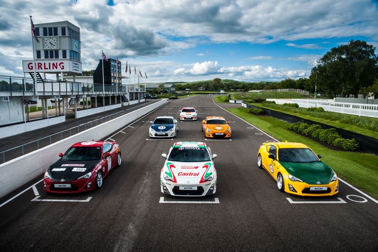 Toyota GT86 z papieru? Zrób to sam w domu!