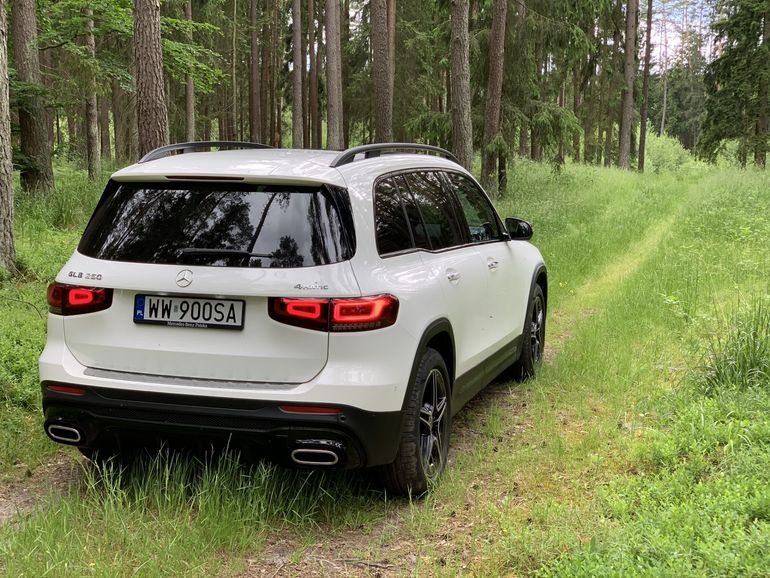 Mercedes-Benz GLB 250 4MATIC