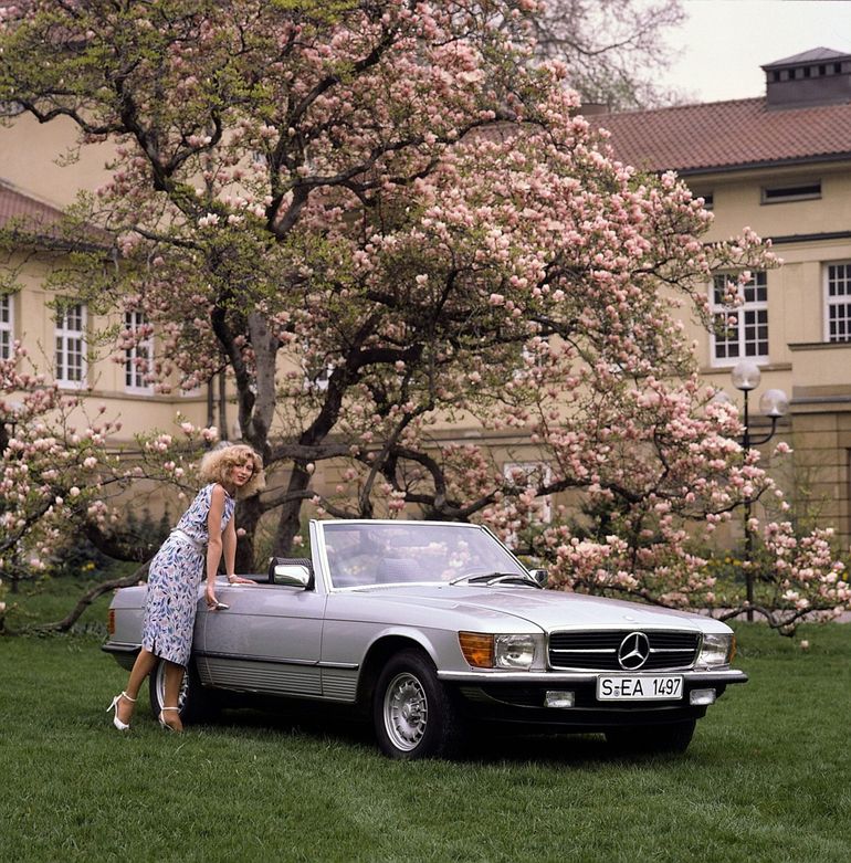 Mercedes-Benz SL – historia modelu z wyścigowym DNA