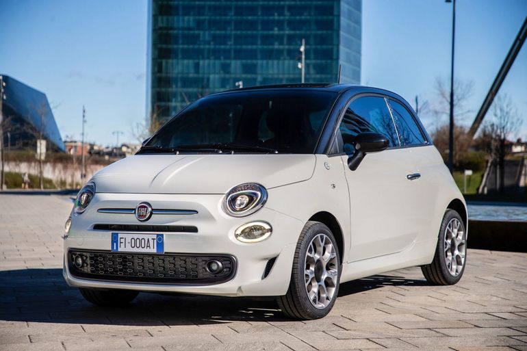 Fiat 500 Hey Google