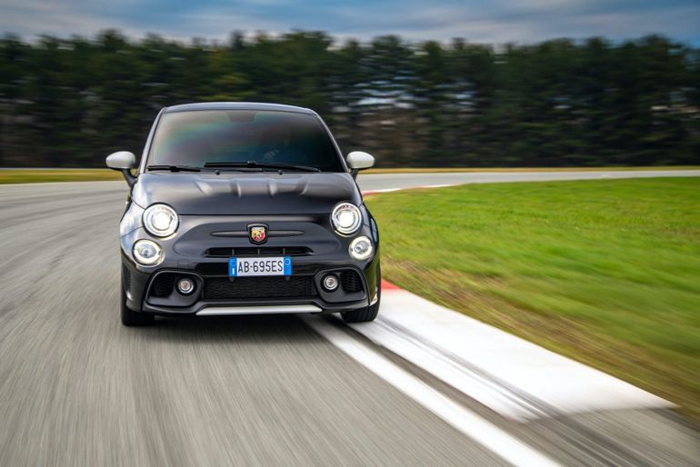 Abarth 695 Esseesse