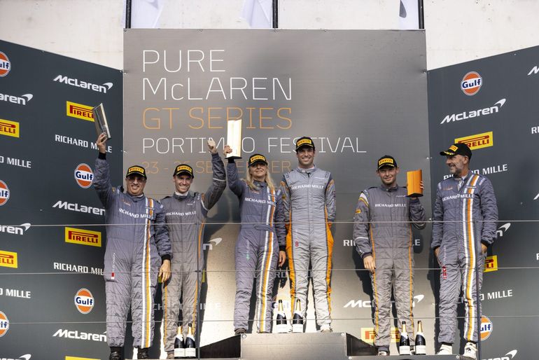 Mia Flewitt gwiazdą Pure McLaren GT Series