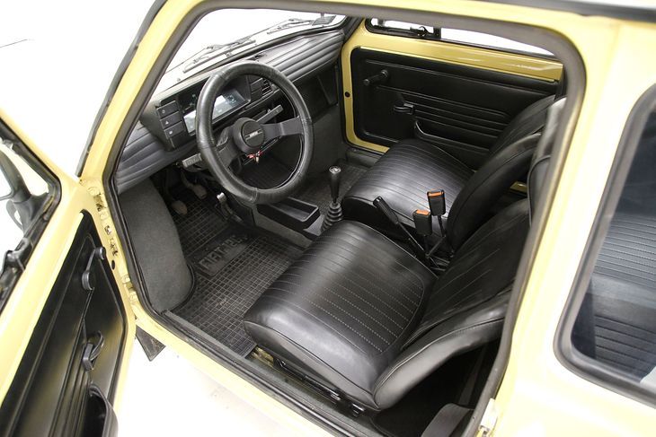 Fiat 126p, fot. Classic Auto Mall