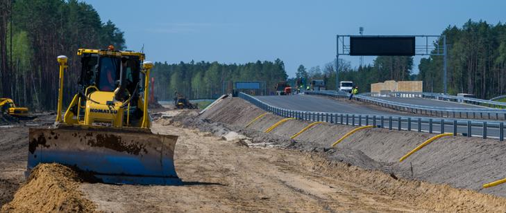 Wojna w Ukrainie wpływa na budowę dróg w Polsce. Będą opóźnienia w przetargach