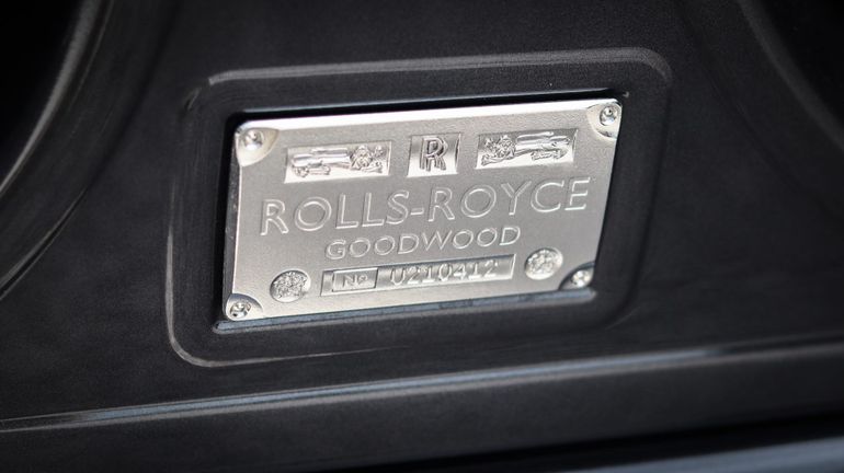 Rolls-Royce Black Badge Ghost - wnętrze