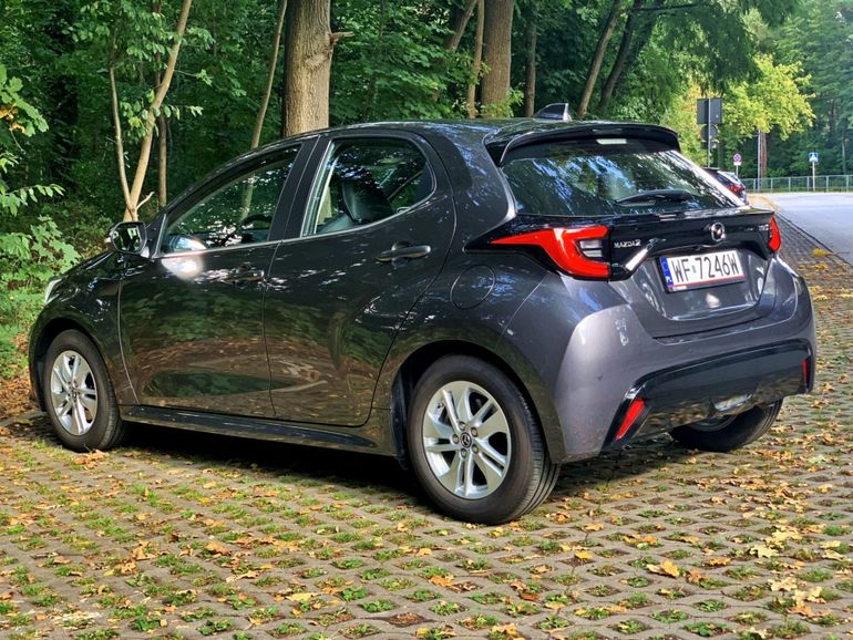 Mazda 2 Hybrid