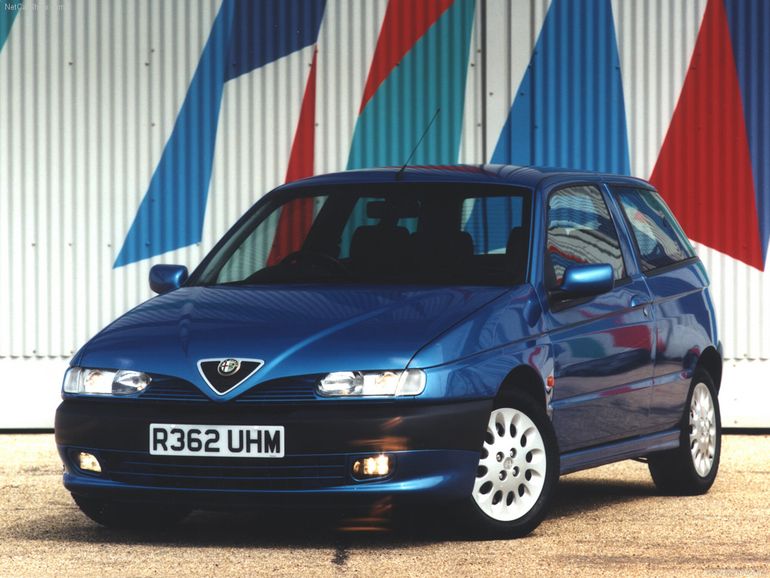 Alfa_Romeo-145-1997