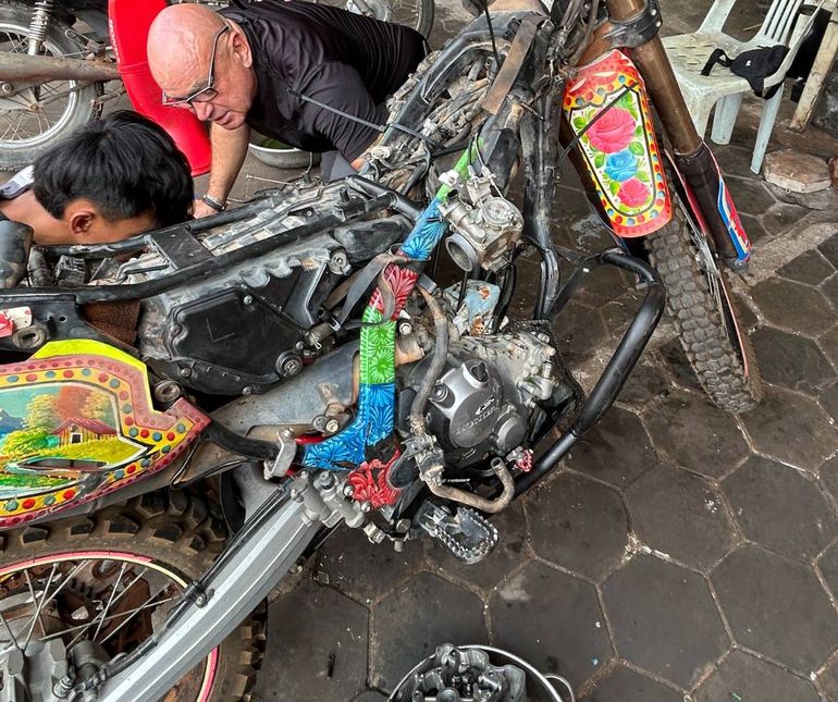 Kambodża motocyklem