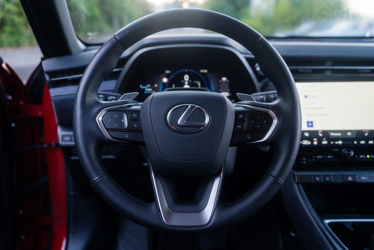Lexus LBX