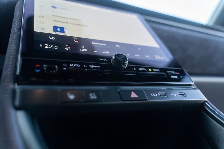 Lexus LBX