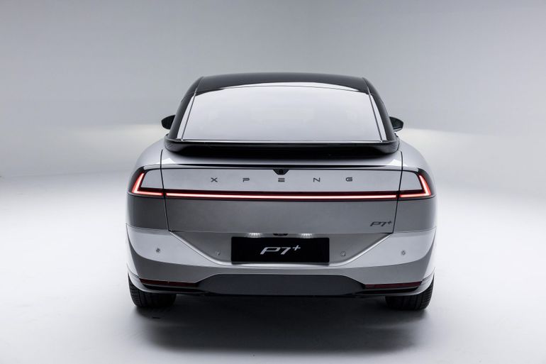 Xpeng_P7+