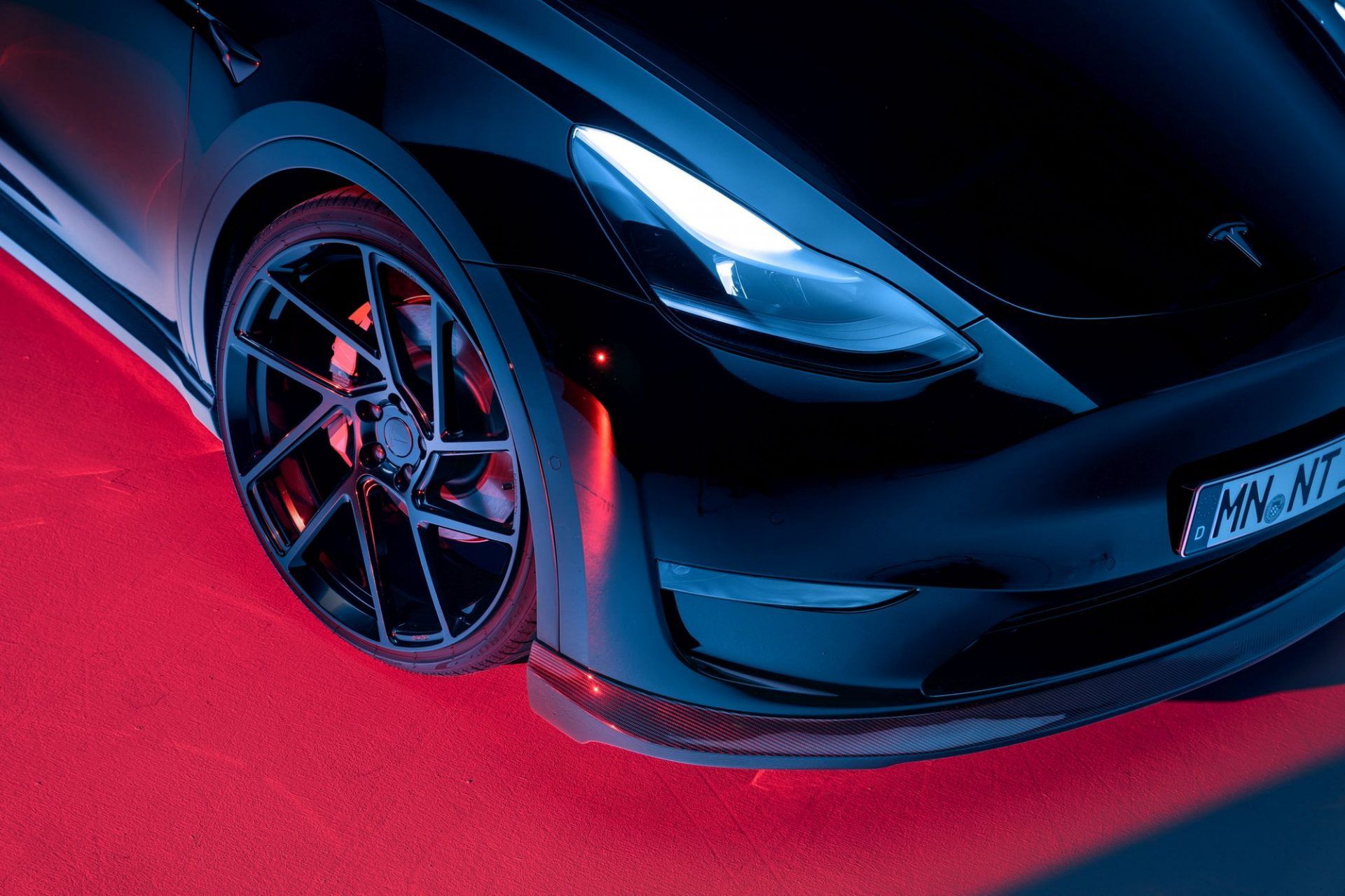 Tesla Model Y po tuningu. Zobaczcie pakiet Novitec