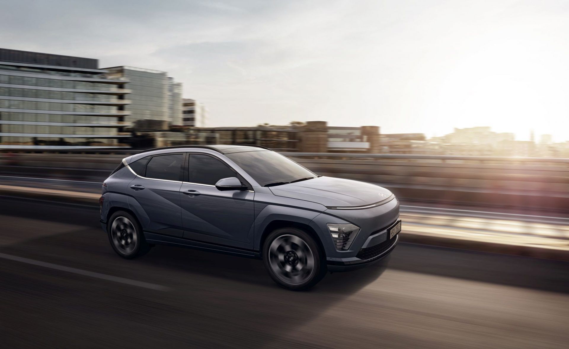 Nowy Hyundai Kona 2023 i Kona Electric z większym zasięgiem