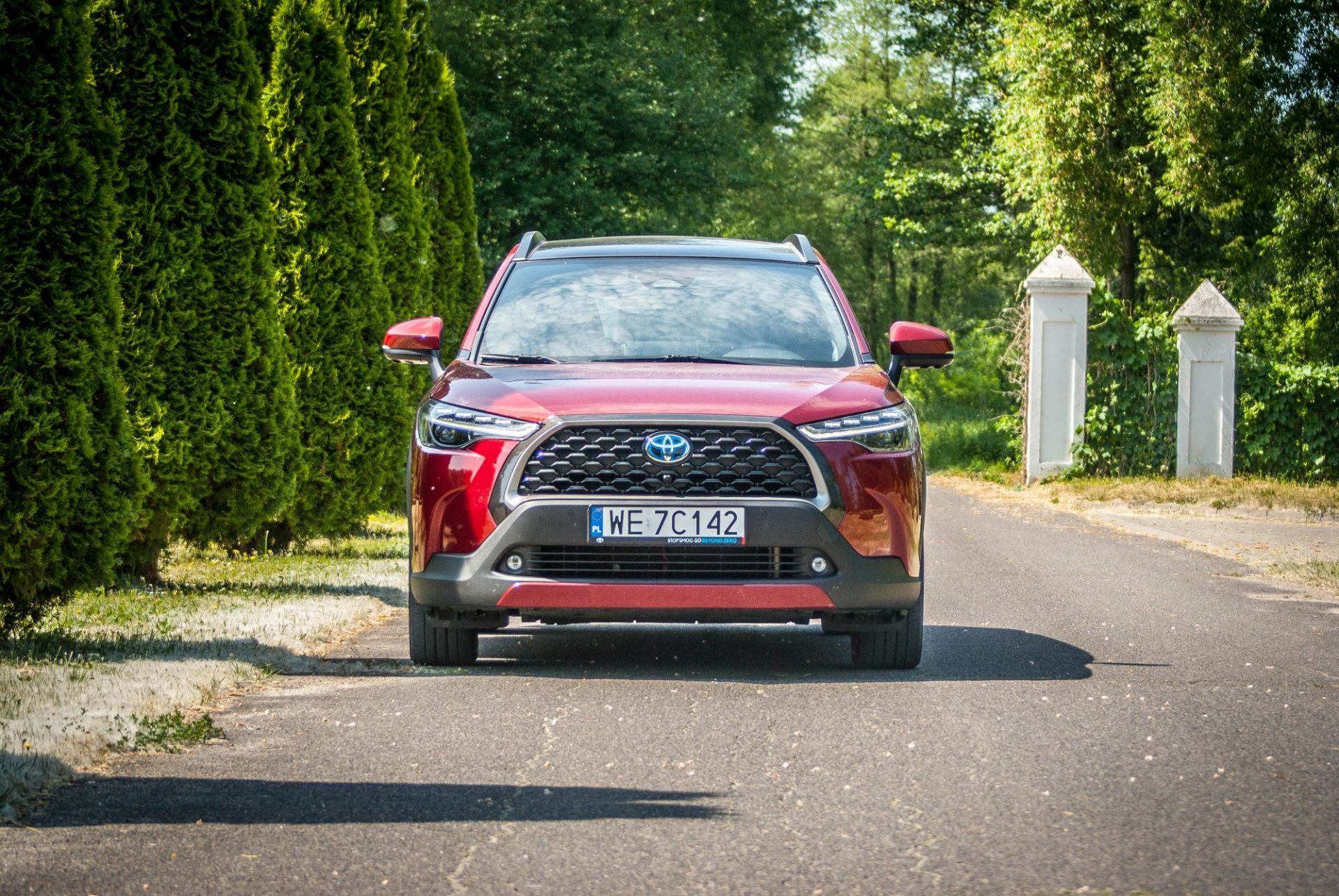 Toyota Corolla Cross 2.0 VVT-i Hybrid Premiere Edition – TEST – podąża za modą. Wrażenia z jazdy, dane techniczne, opinia