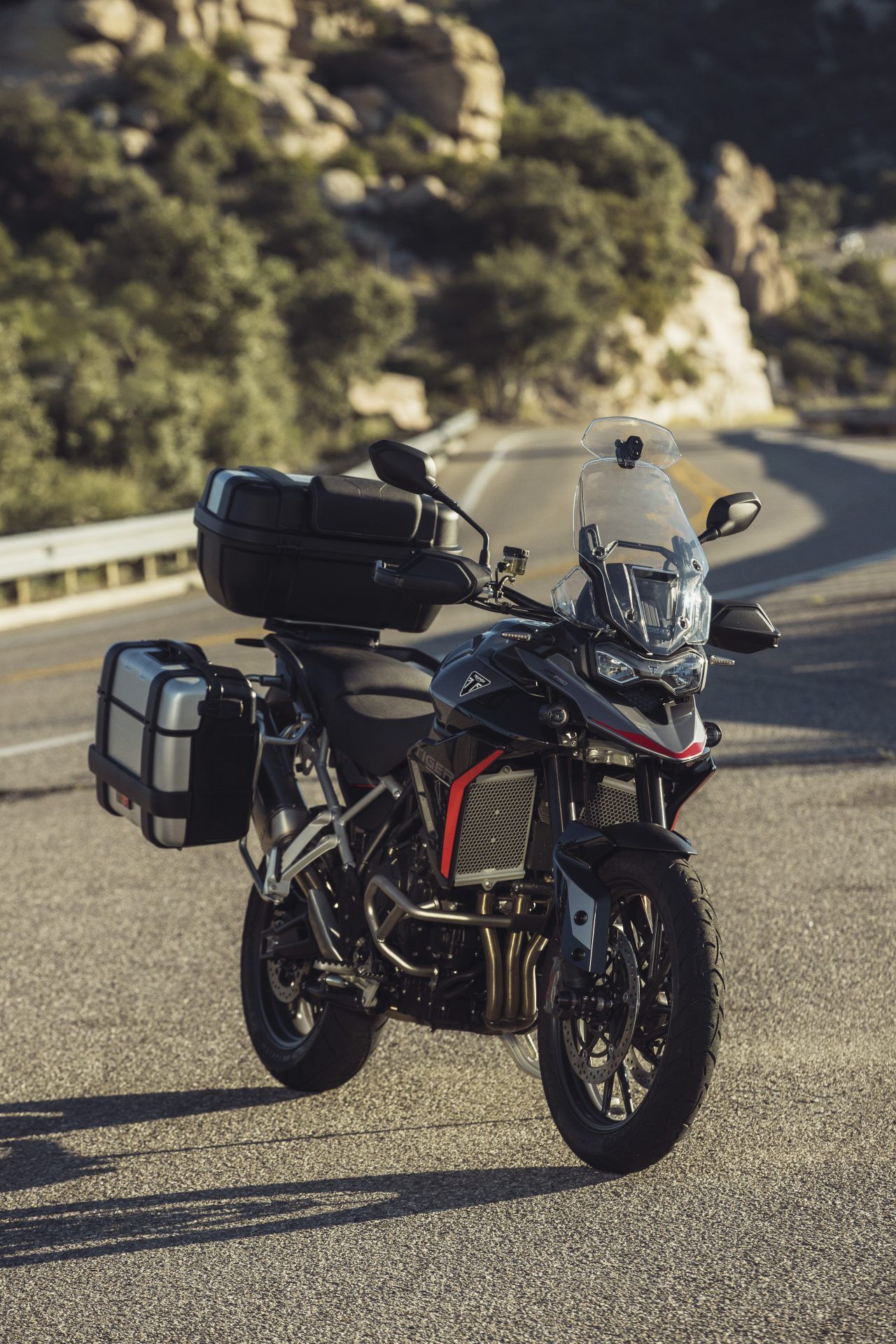 Nowy Triumph Tiger 900 mocno podnosi poprzeczkę