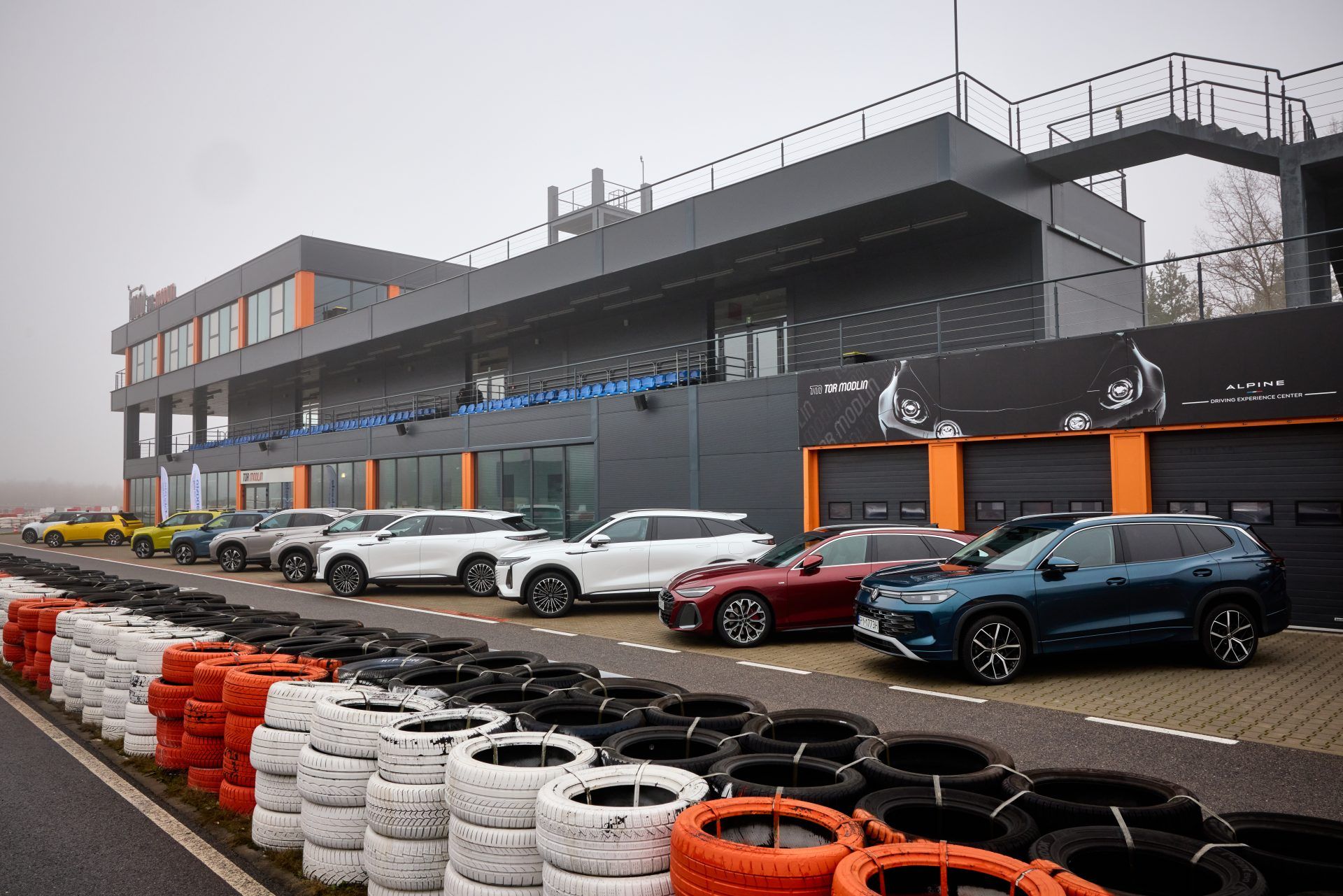 Renault 5 o włos od wygranej! Jak Fiat Panda odniósł zwycięstwo w najważniejszym polskim konkursie Car of the Year?