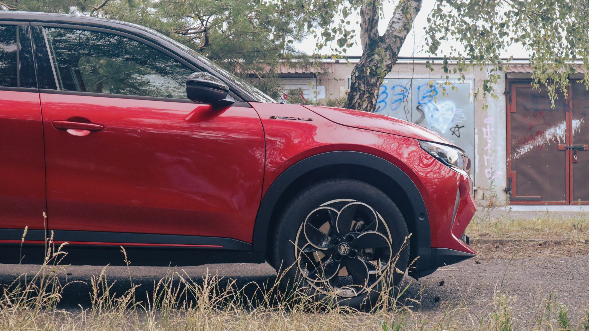 Test Alfa Romeo Junior Elettrica. Włoski charakter przez cały czas tu mieszka