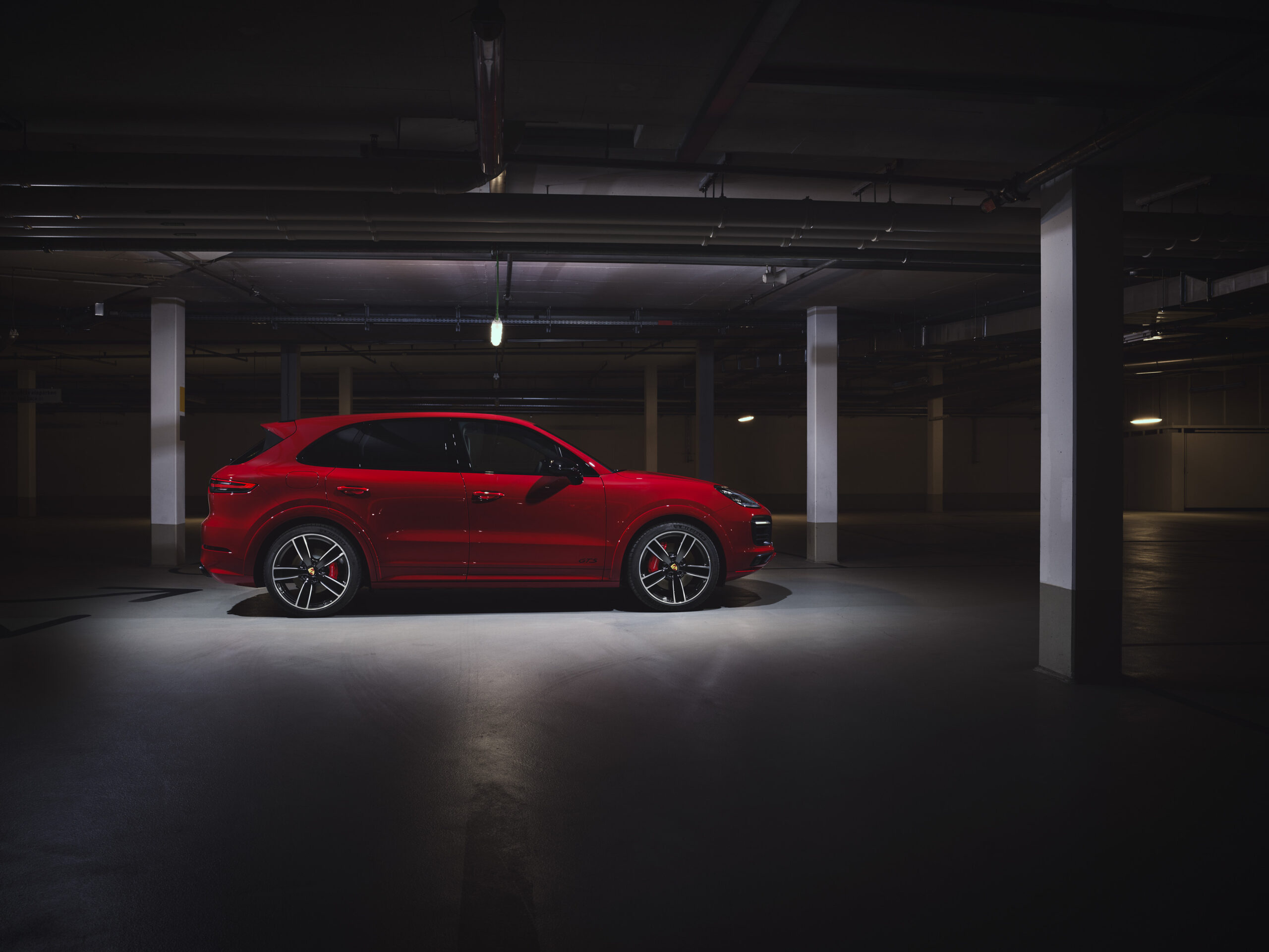 Porsche Cayenne GTS znÃ³w z silnikiem V8 - znamy ceny w Polsce!