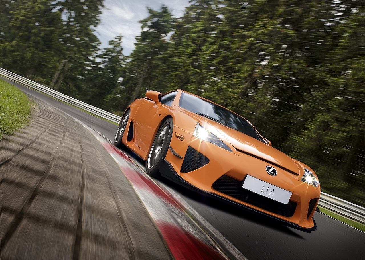 Lexus LFA NÃ¼rburgring Package - rekordzista w karbonie i ze skrzydÅem