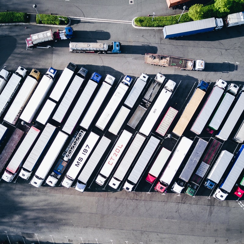 Huby przeÅadunkowe w transporcie drogowym - do czego sÅuÅ¼Ä?