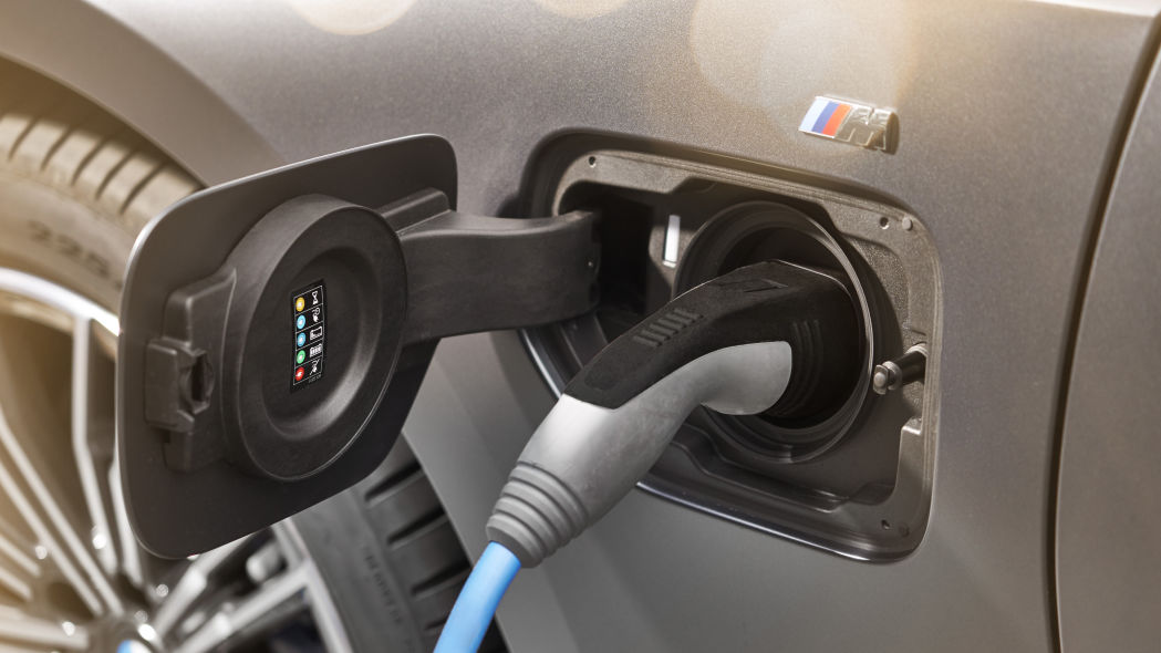 BMW wycofuje prawie wszystkie modele PHEV