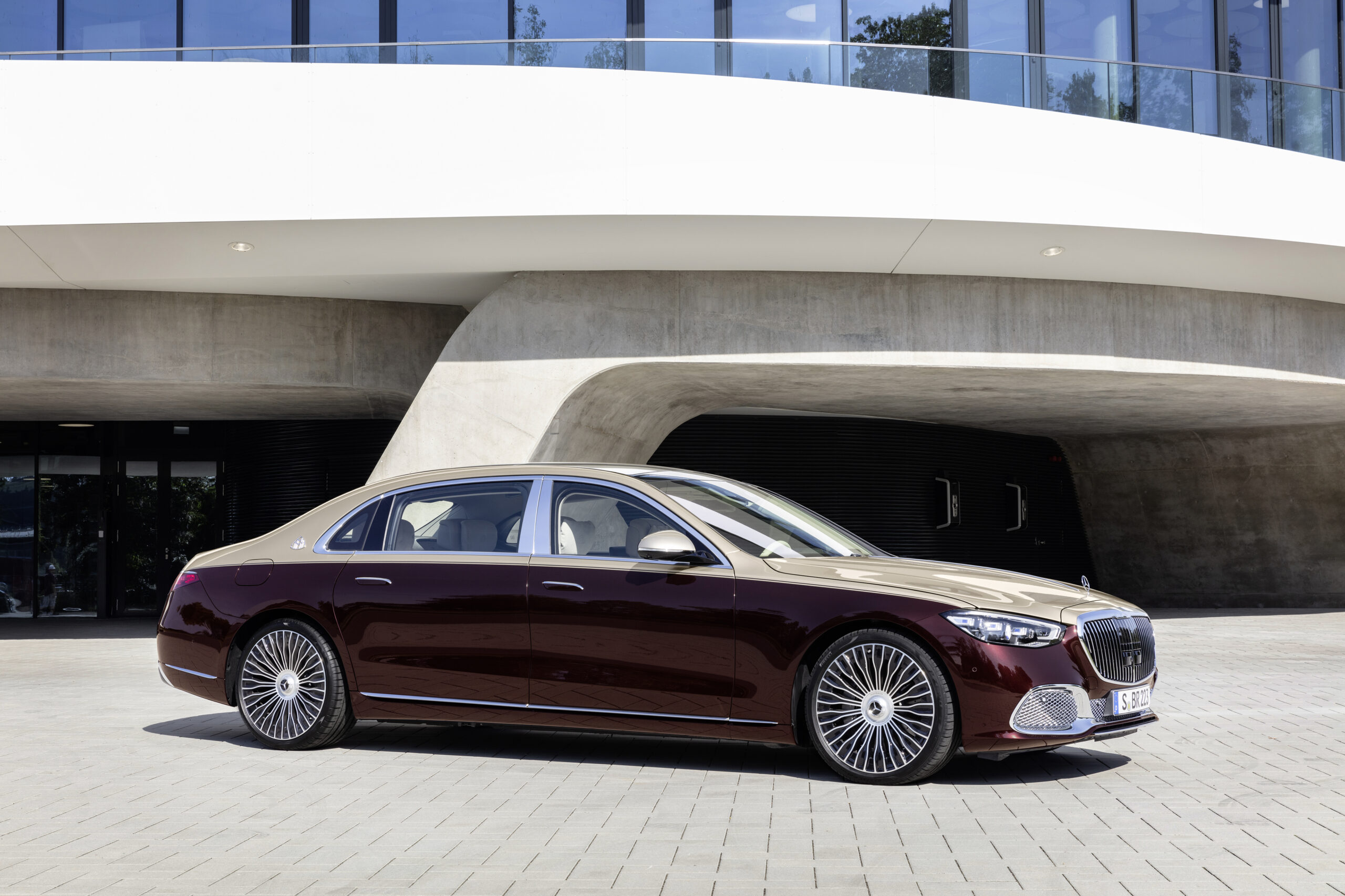 Mercedes-Maybach Klasy S 2021: luksus, splendor i przepych. Tego siÄ spodziewaliÅcie?