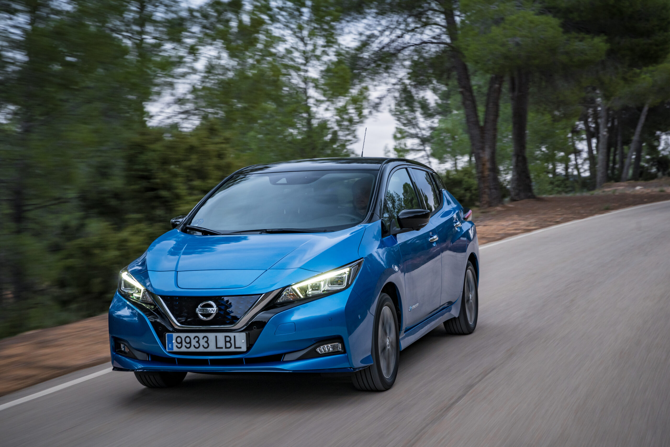 Nissan Leaf e+ - producent obniÅ¼a jego cenÄ. Ile moÅ¼na zaoszczÄdziÄ?