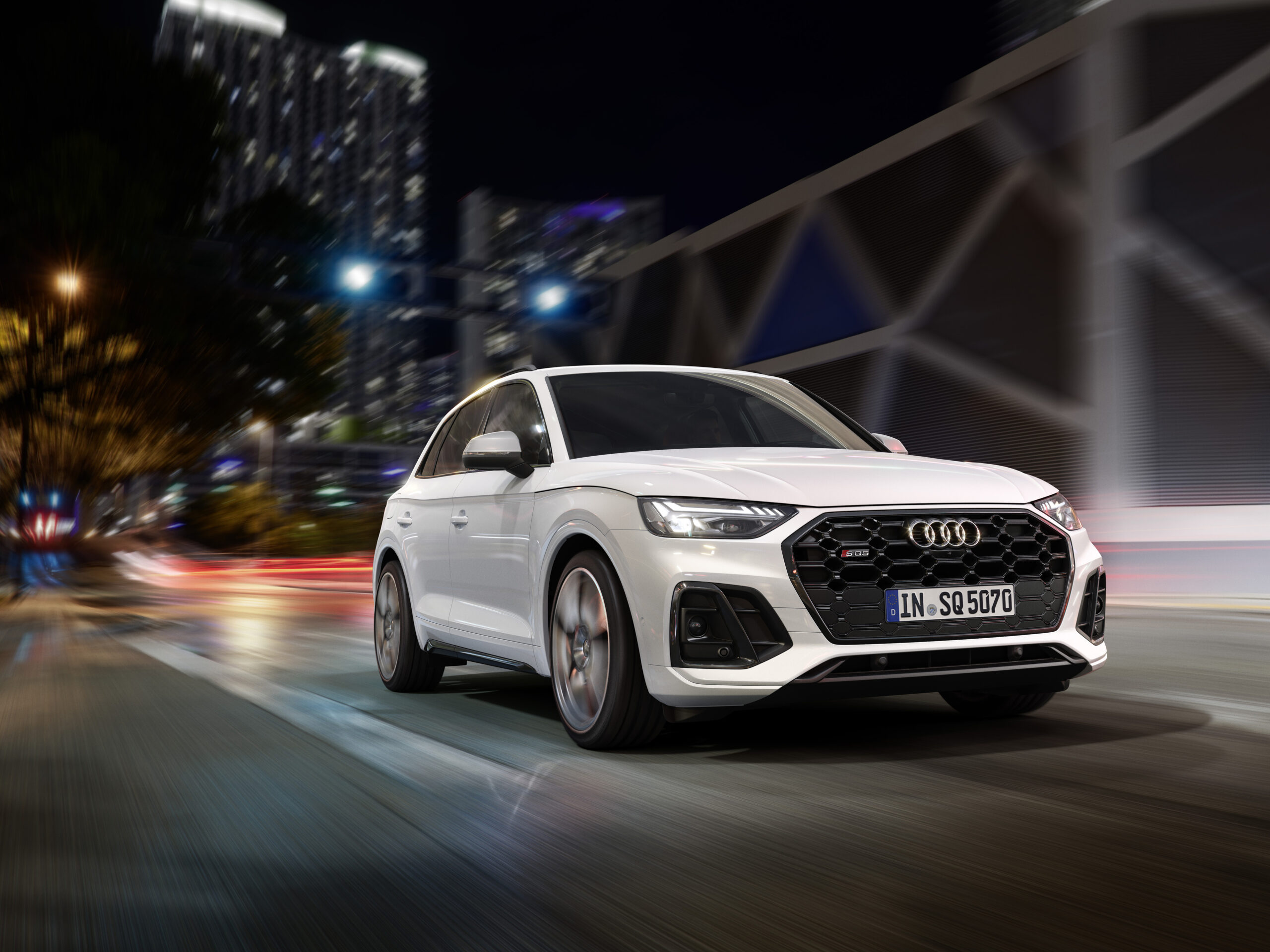Audi SQ5 TDI zaprezentowane. Pod maskÄ V6 o mocy 341 KM