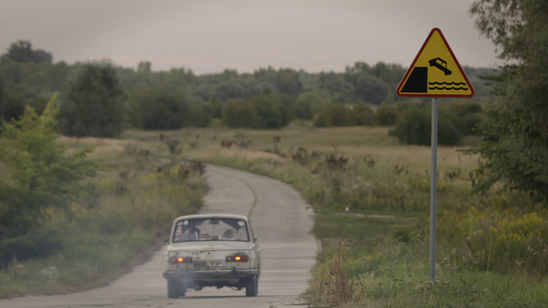 Fotos z filmu „Najbrzydszy samochód świata”