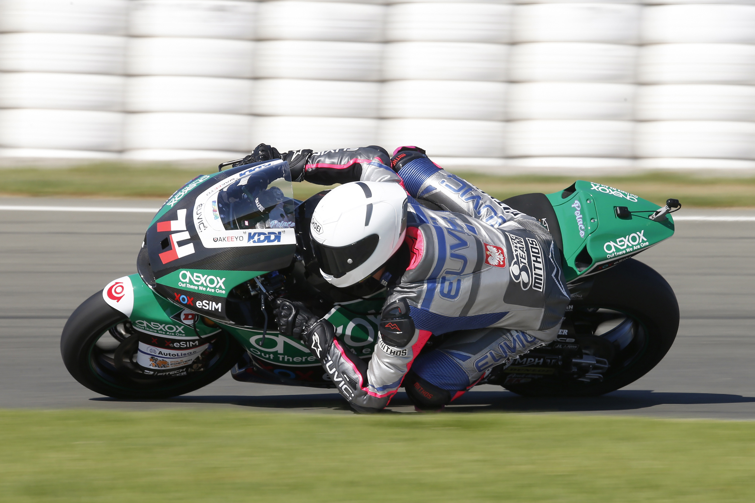 Piotr Biesiekirski ma za sobÄ kolejne udane testy motocykla Moto2 w Walencji