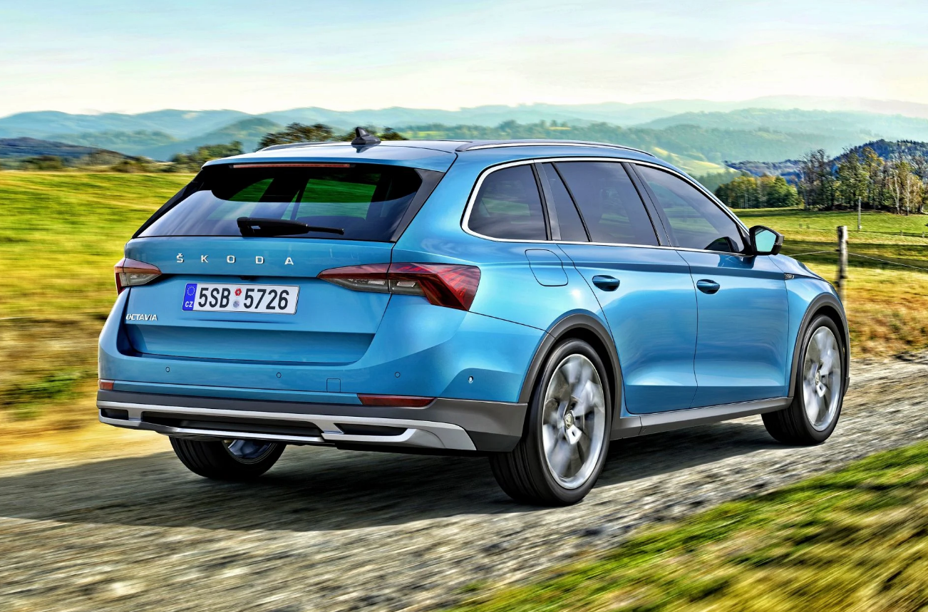 Skoda Octavia Scout. Jeszcze bardziej off-roadowa sylwetka i po raz pierwszy napÄd na przÃ³d