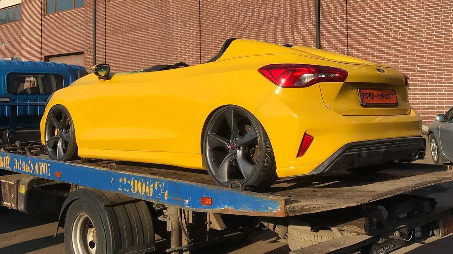 Ford Focus Speedster - takie rzeczy tylko w Rosji. Genialny projekt czy kicz?