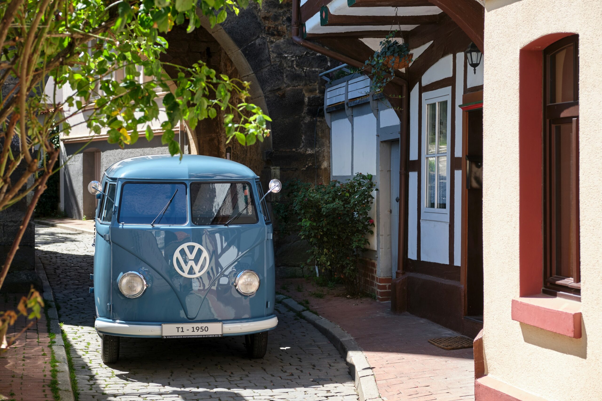 T1 Bulli z 1950 roku â najstarszy na Åwiecie van Volkswagena dopuszczony do ruchu